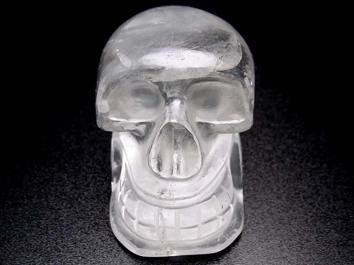 Amazon.co.jp: ネパール ガネッシュヒマール産 ヒマラヤ水晶製 どくろ